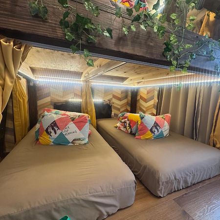 Hotel Orange House Осака Екстериор снимка